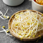 무침부터 국까지 넉넉하게 곰곰 아삭한 콩나물 국·무침용 500g 1봉 사진