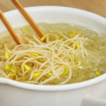 풀무원 특등급 국산콩 무농약 콩나물 340g 콩나물국 무침부터 해장국까지 활용하는 집밥 식재료 사진