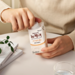 간편하게 챙기는 균형영양식 뉴케어 구수한맛 식사대용 영양음료 200ml 24팩 제품 사진 2