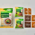 풀무원 지구식단 메밀 두유면 고소한 들기름막국수 간편식 2인분 421.4g 식품 사진 2